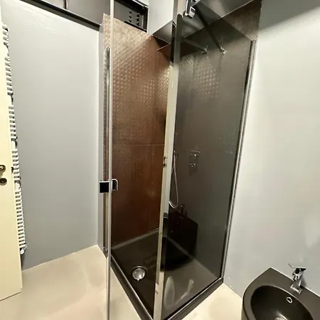 Con Parcheggio Comodo *